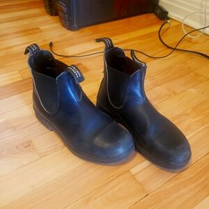 Blundstone boots size 4 1/2